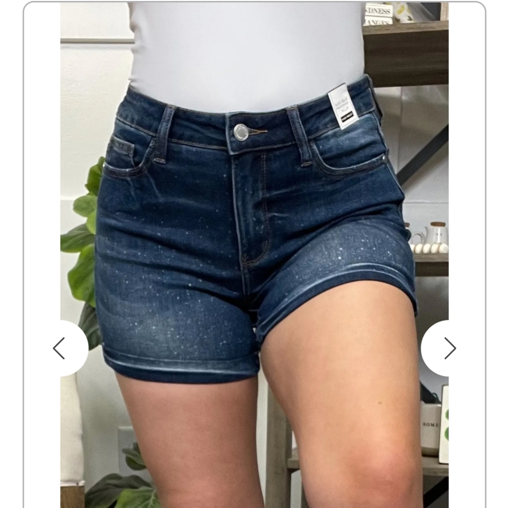 Judy Blue High Rise Dark Wash Bleach Spatter Jean Shorts 150081